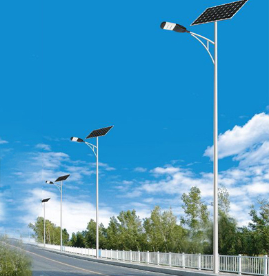 1742828123952659.jpg 阿里太阳能路灯.jpg