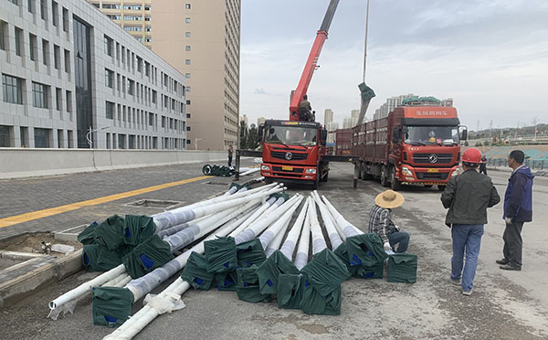 阿里太阳能路灯在严寒地区的应用与耐寒配置